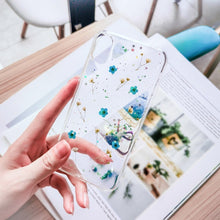 Load image into Gallery viewer, Real Flowers case